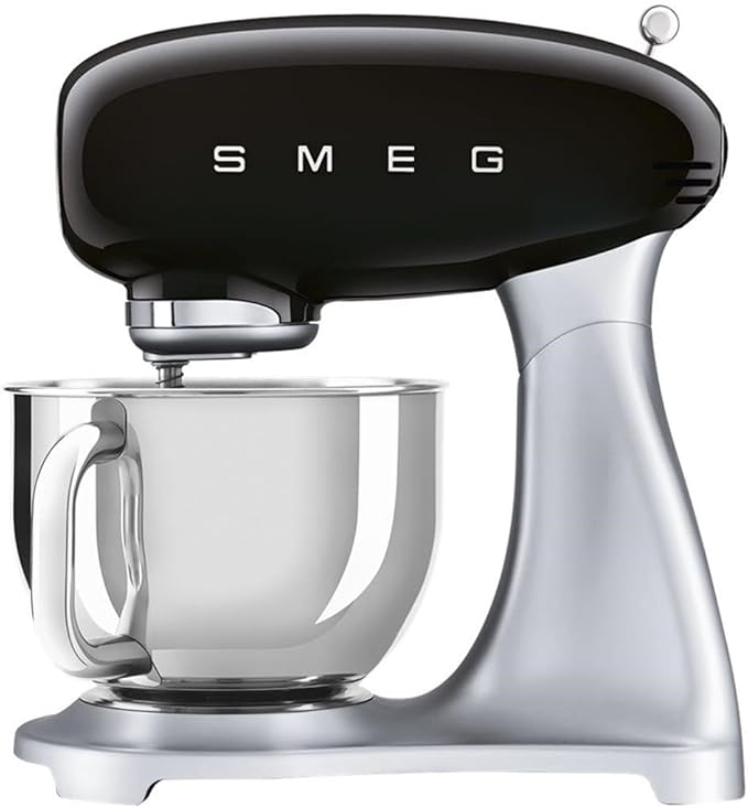 Smeg Retro Stand Mixer Review: Classic Style Meets Modern Performance